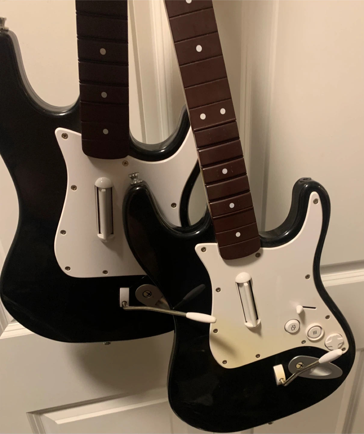 Rock Band 4 Wireless Fender Stratocaster Controller for Xbox One - photo 3