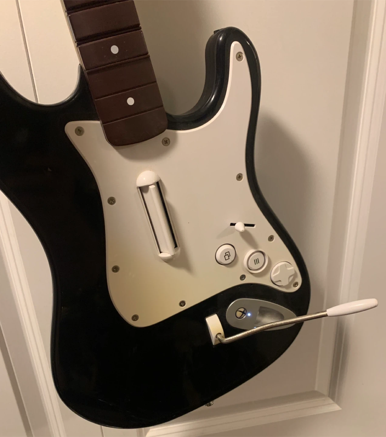Rock Band 4 Wireless Fender Stratocaster Controller for Xbox One - photo 2
