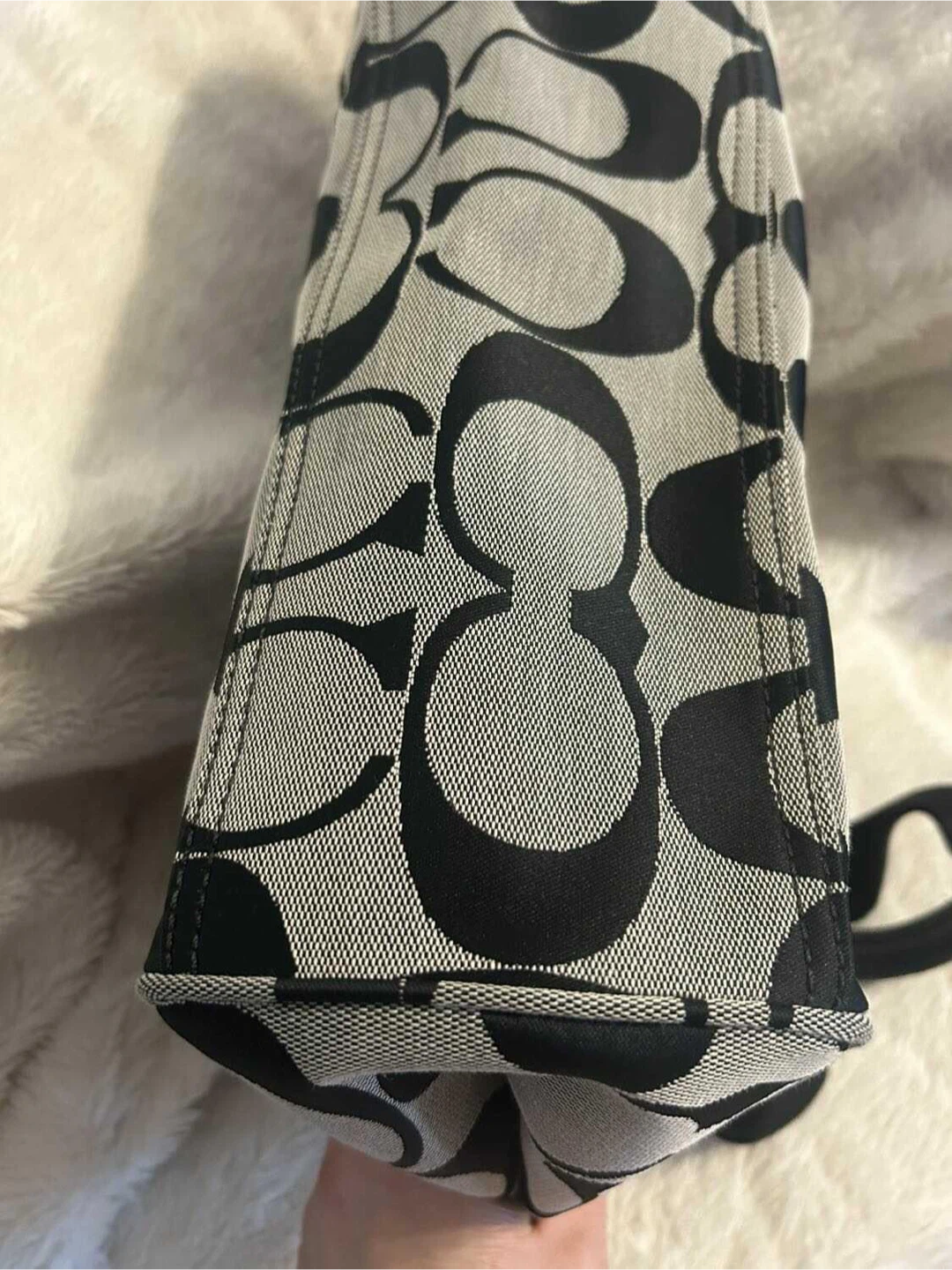 Coach Daisy Signature LG Tote SV/Black White/Black - photo 5