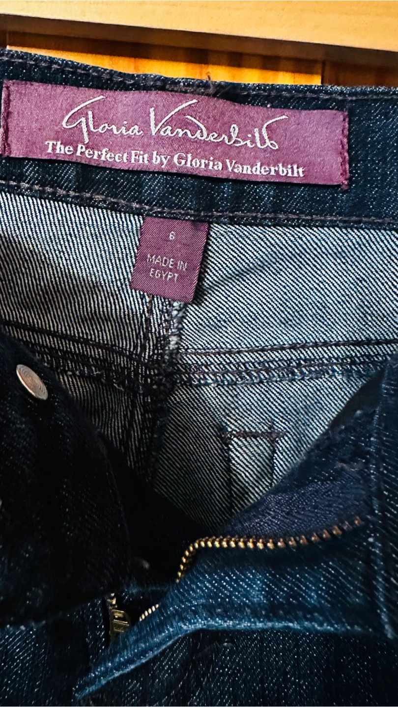 Gloria Vanderbilt "The Perfect Fit" Jeans Size 6 - photo 2