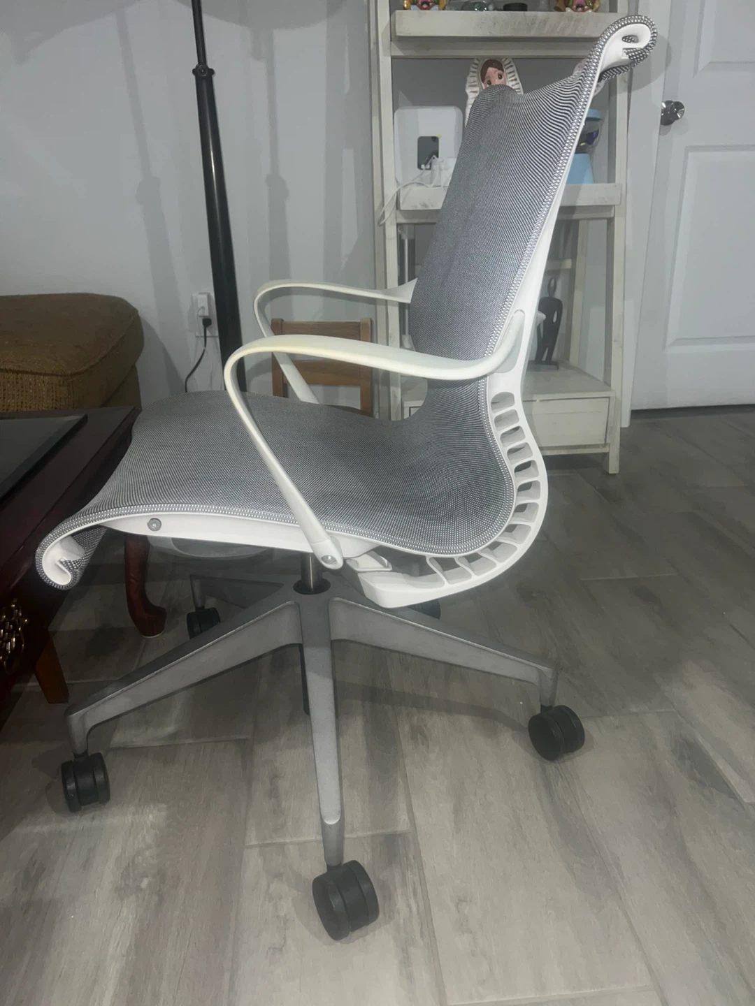 Herman Miller Setu Chair - photo 2