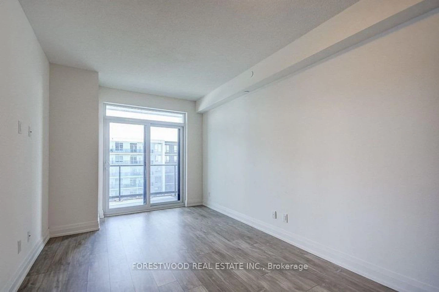 2 Beds 2 Bathrooms Apartment for rent 3700 Hwy 7 Vaughan - photo 4