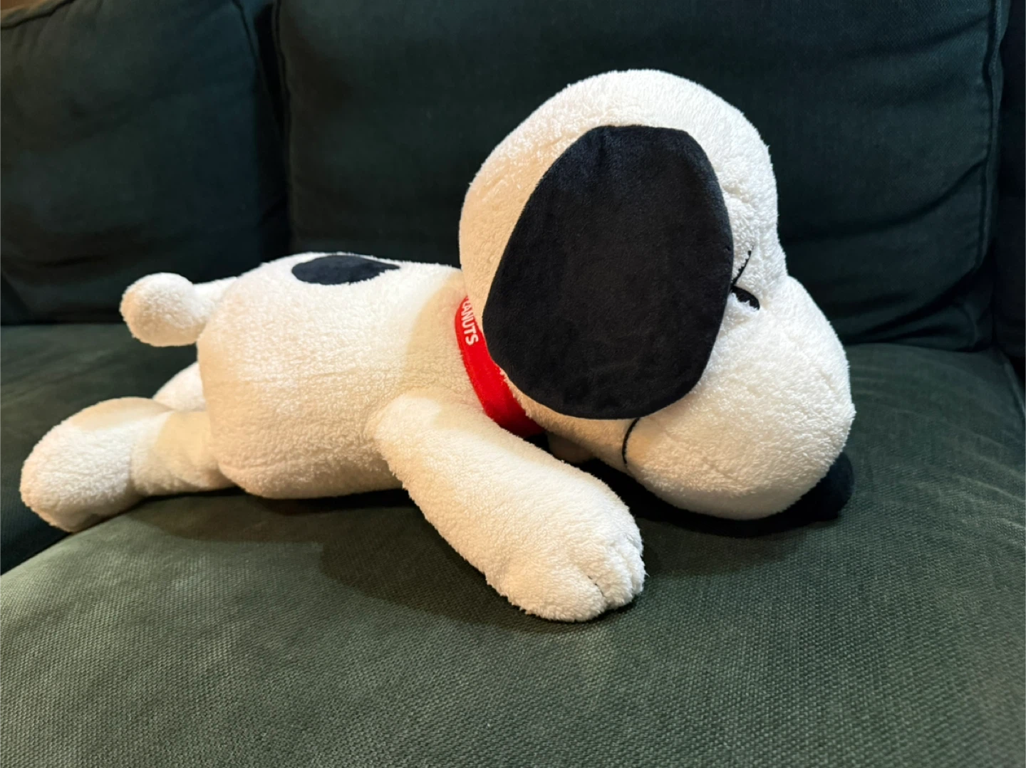 New with tag KAWS PEANUTS Snoopy Plush Toy size M - photo 2