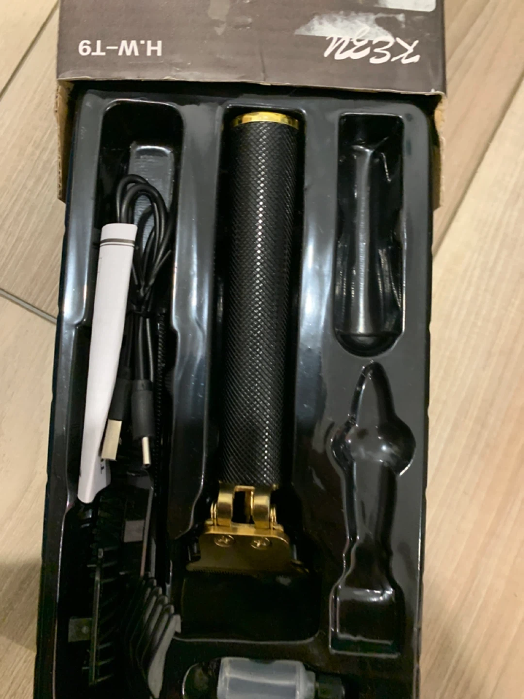 New - KEZU H.W-T9 Vintage T9 Rechargeable Hair Clipper - photo 2