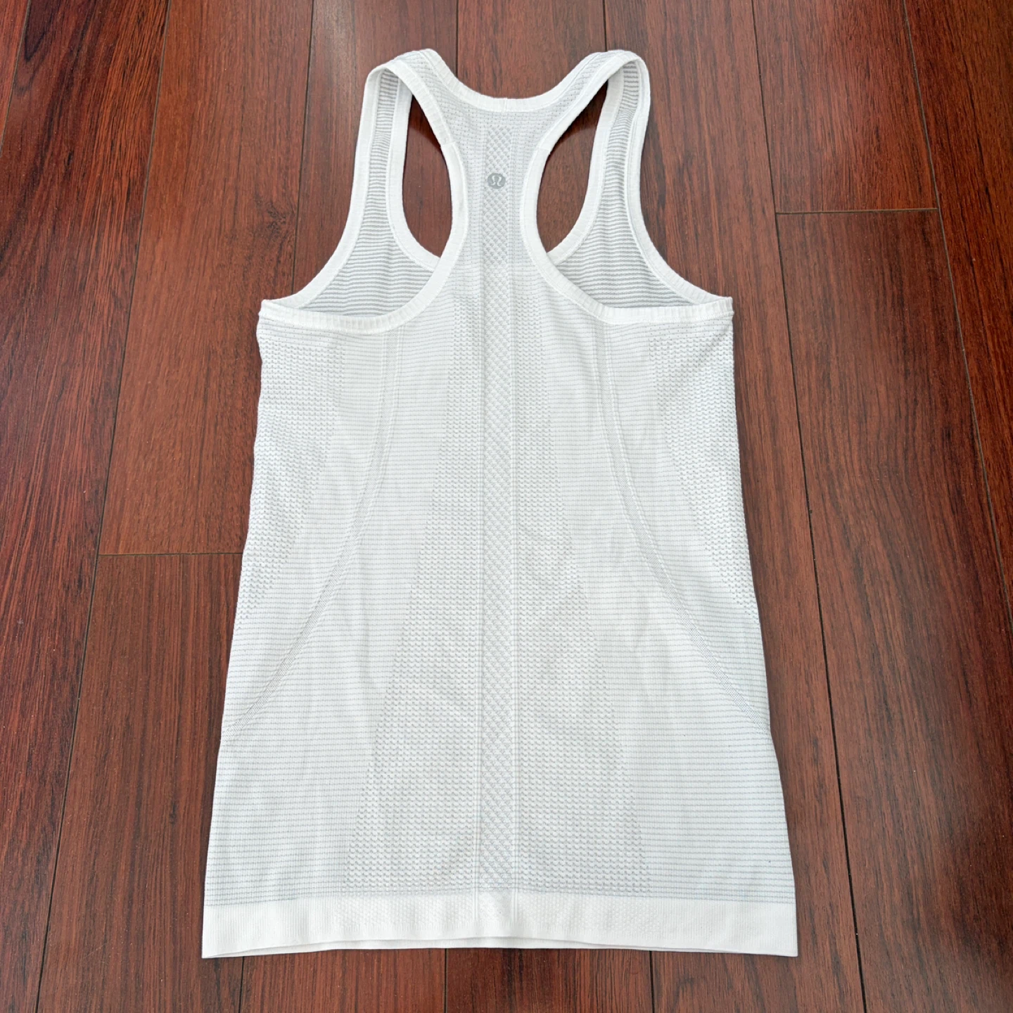 Lululemon Swiftly Tech Racerback Tank Top - Size 2 - photo 3