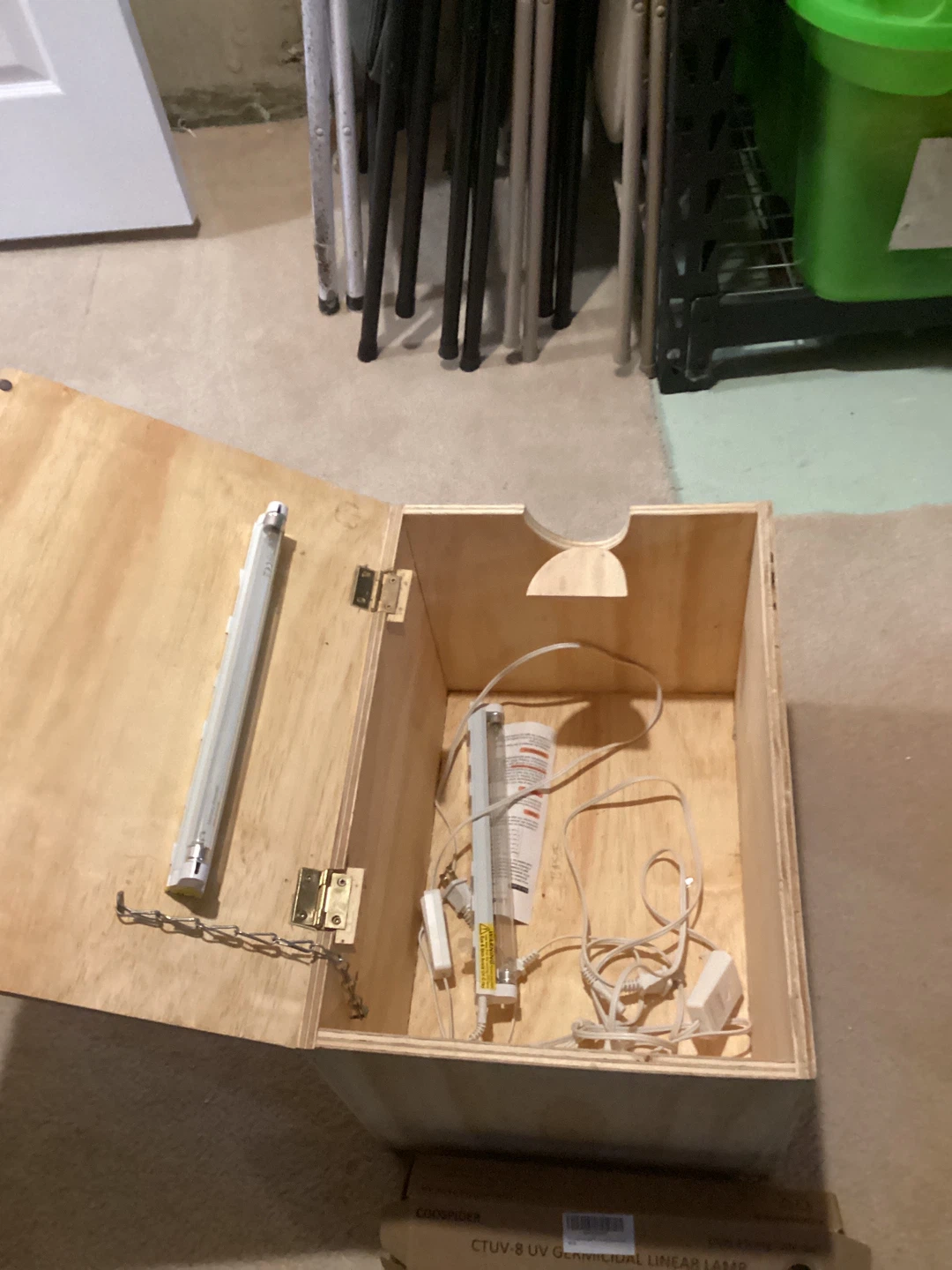 COOSPIDER CTVU-8 UV Germicidal Linear Lamp with Wooden Box