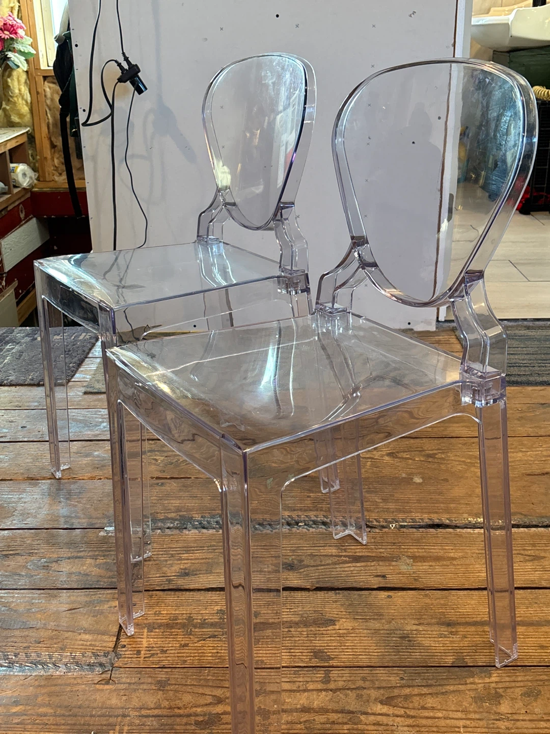 Set of 2 Clear Acrylic Ghost Chairs - photo 2