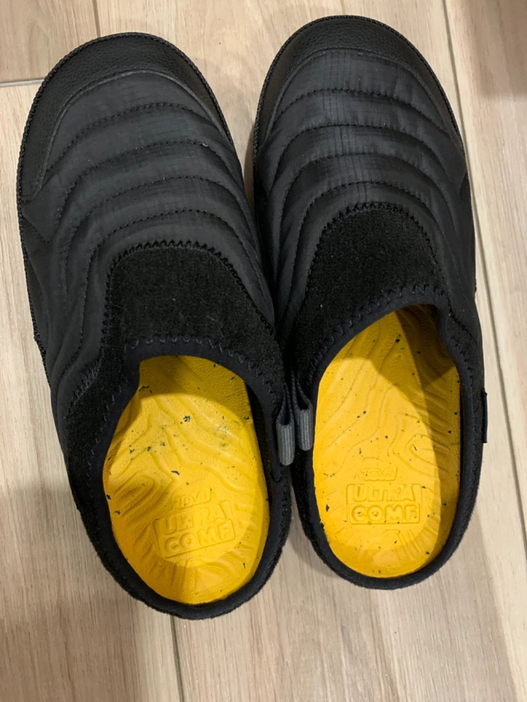 Teva Black Slip-On Shoes size 6 new never used - photo 4