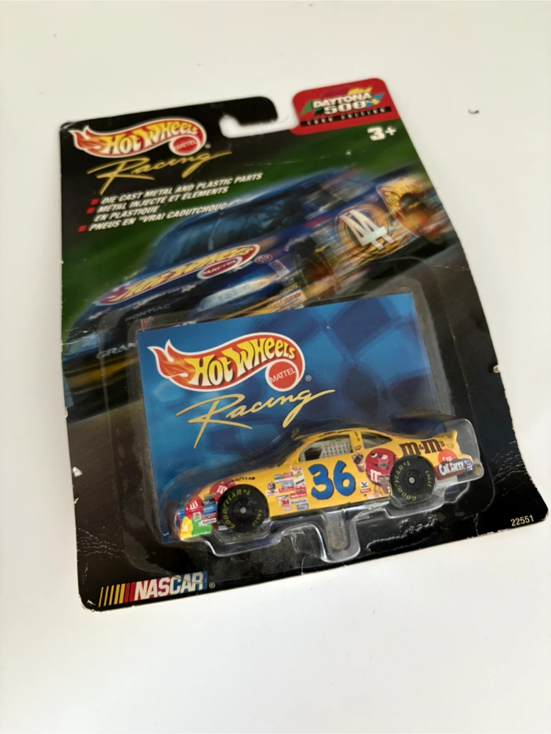 Hot Wheels Racing Daytona 500 M&M's #36 Car - photo 2