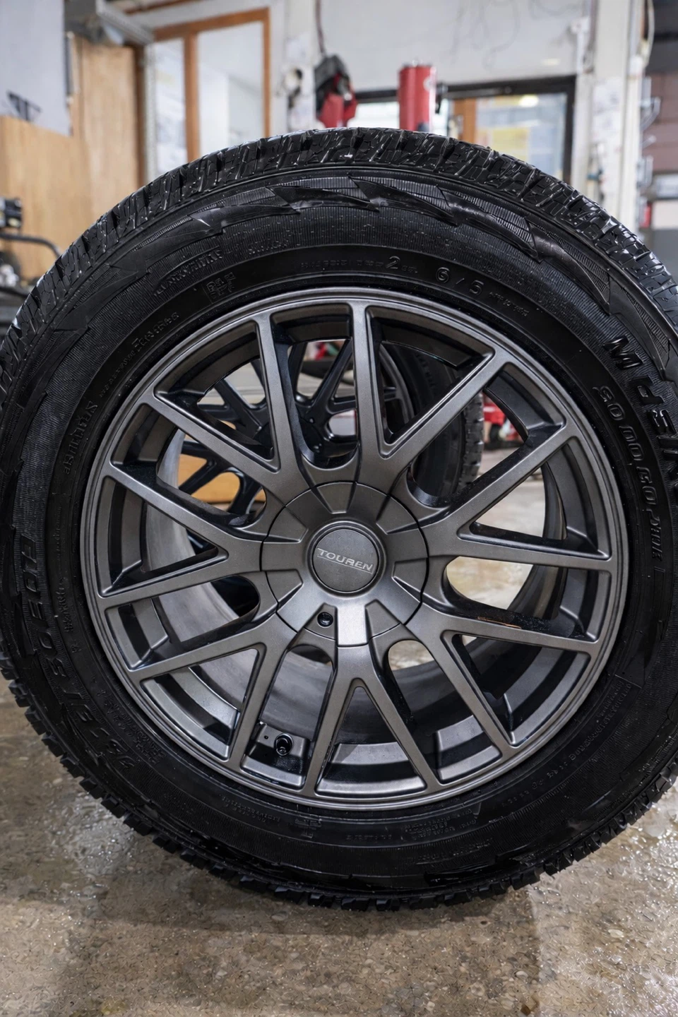 Hankook 265/60R18 Winter Tires
