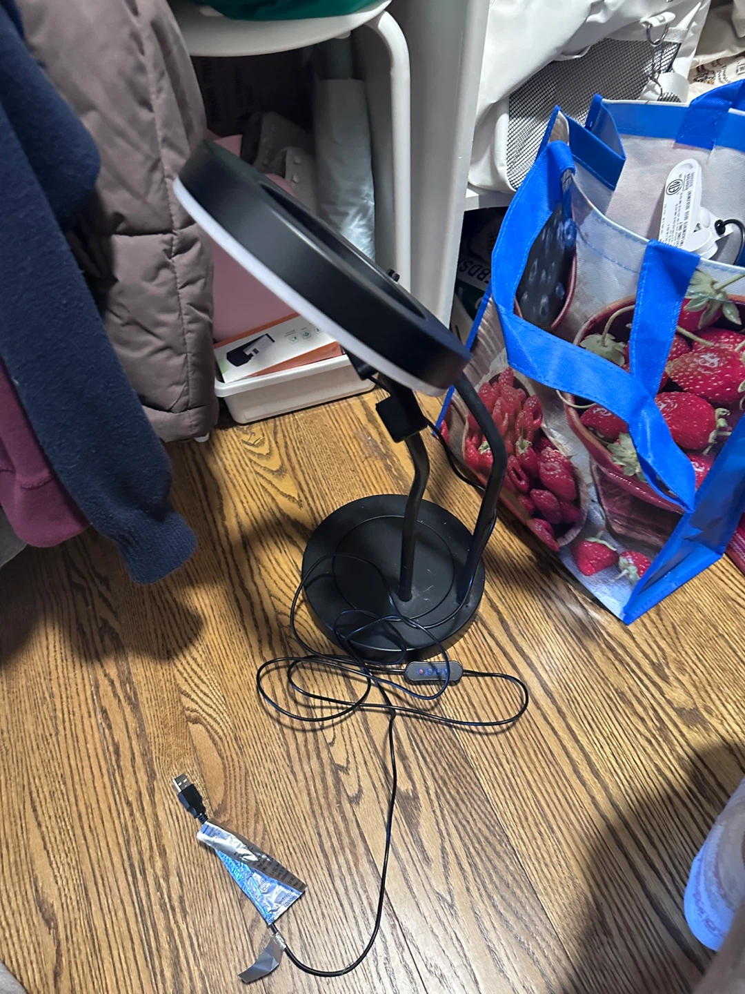LED Ring Light with Adjustable Stand - photo 2