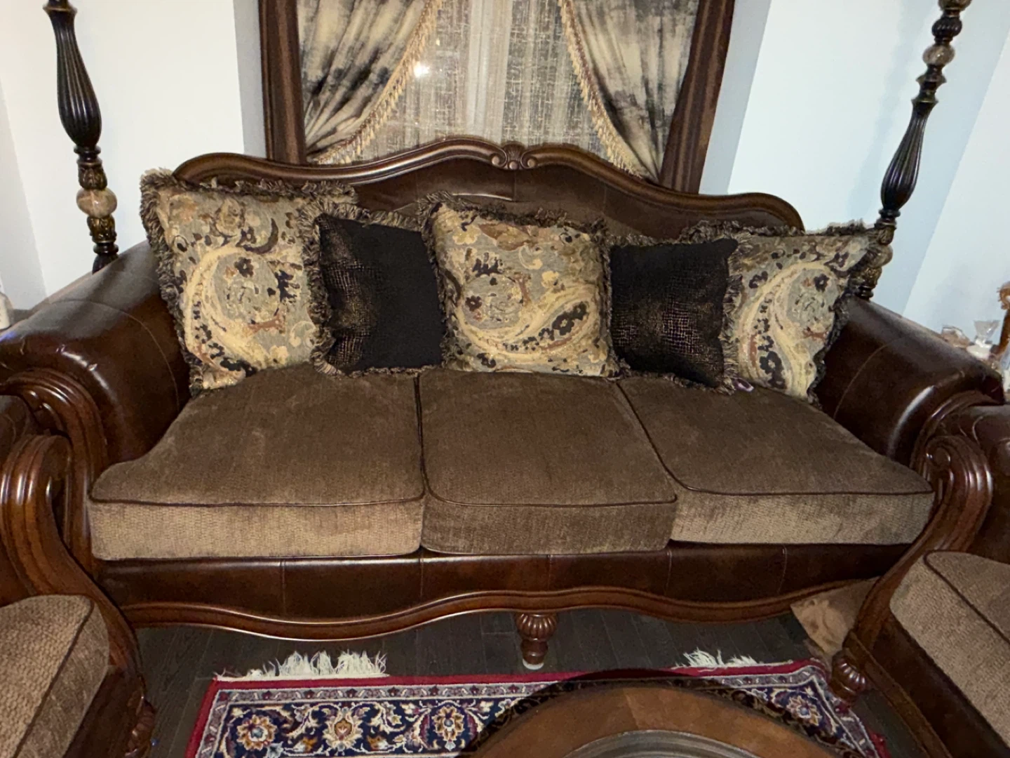 3 pieces Sofa and Loveseat Set