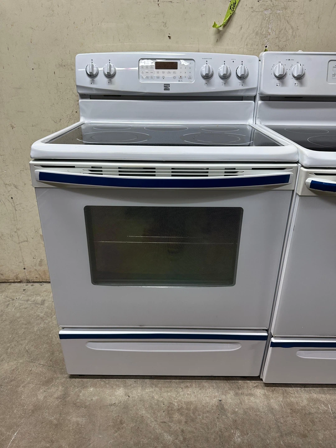 30” KENMORE ELECTRIC STOVE STAINLESS STEEL - photo 2
