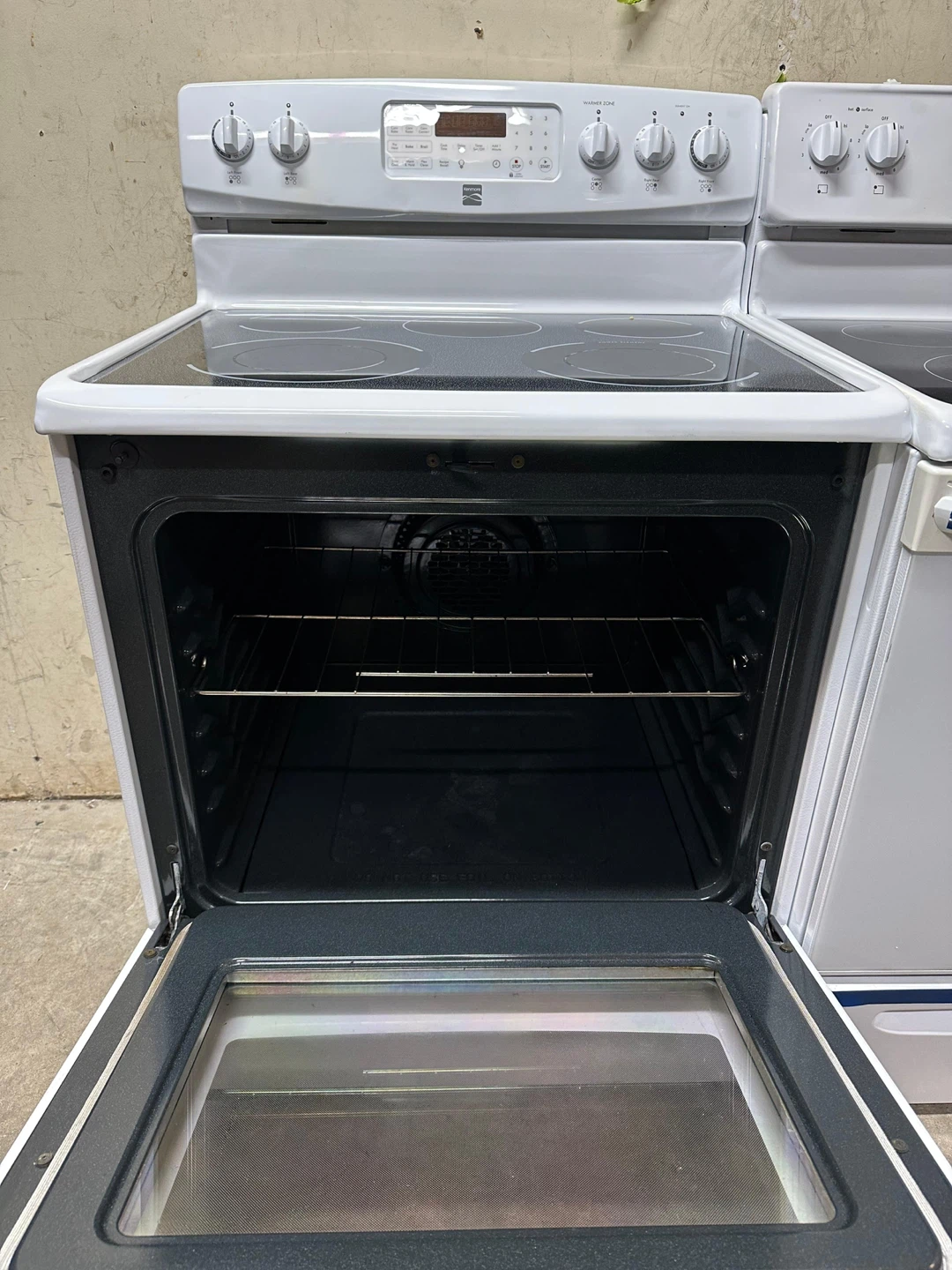 30” KENMORE ELECTRIC STOVE STAINLESS STEEL - photo 3