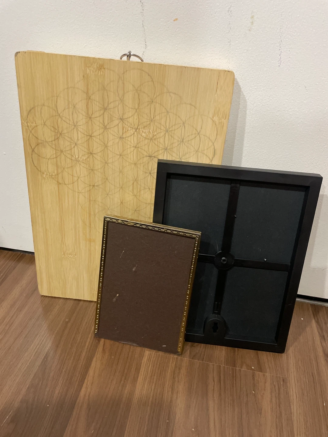 Wooden Board with Sacred Geometry Art and 2 Picture Frames - photo 3