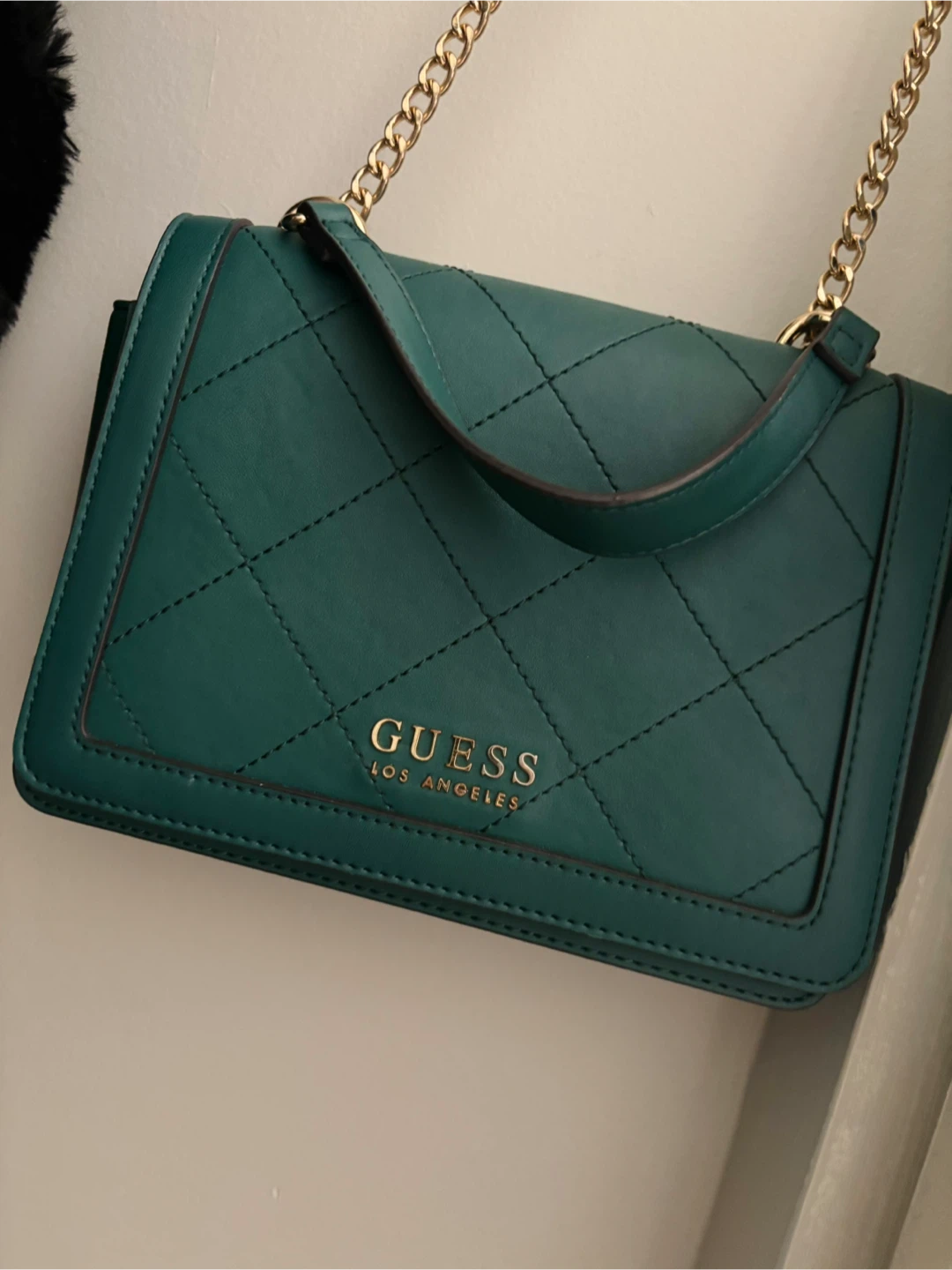 GUESS Green Quilted Chain Shoulder Bag