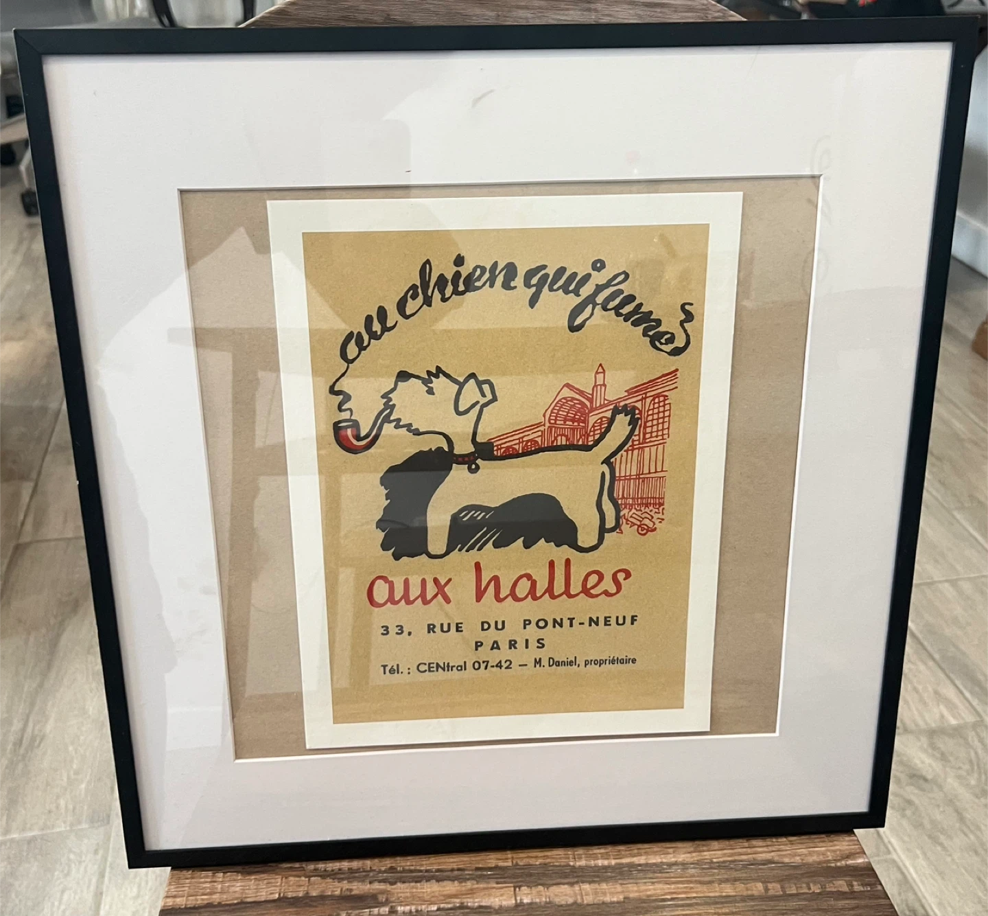 Framed "Au Chien Qui Fume" Vintage French Poster - photo 3