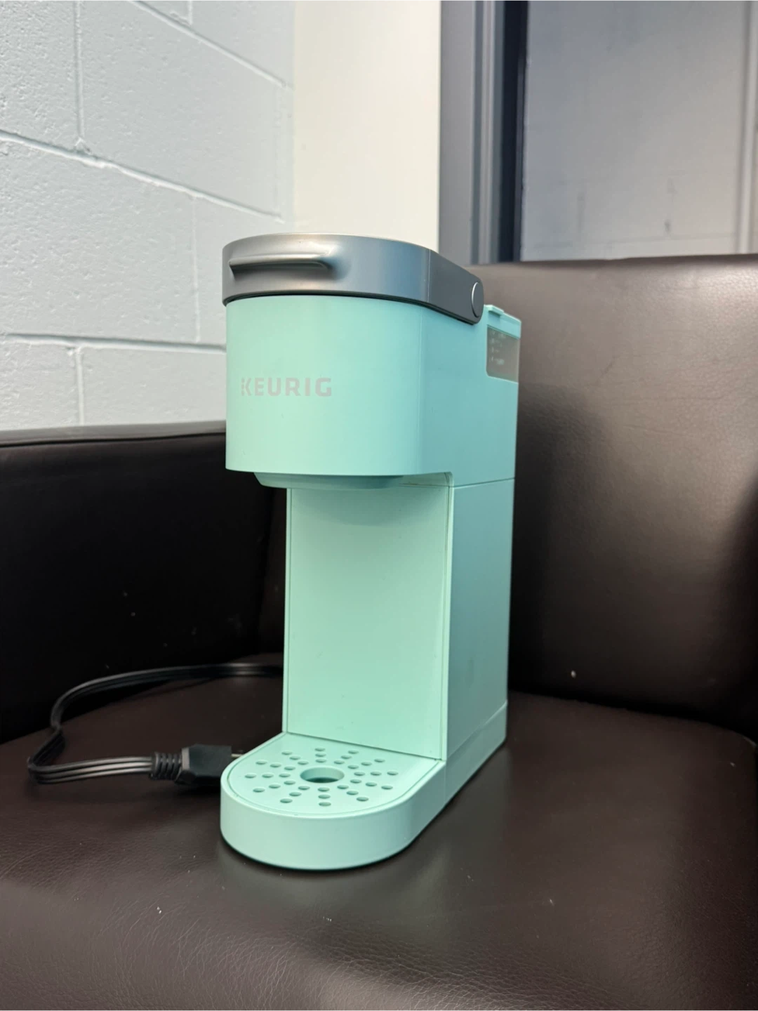Keurig Single Serve Coffee Maker - Aqua - photo 3