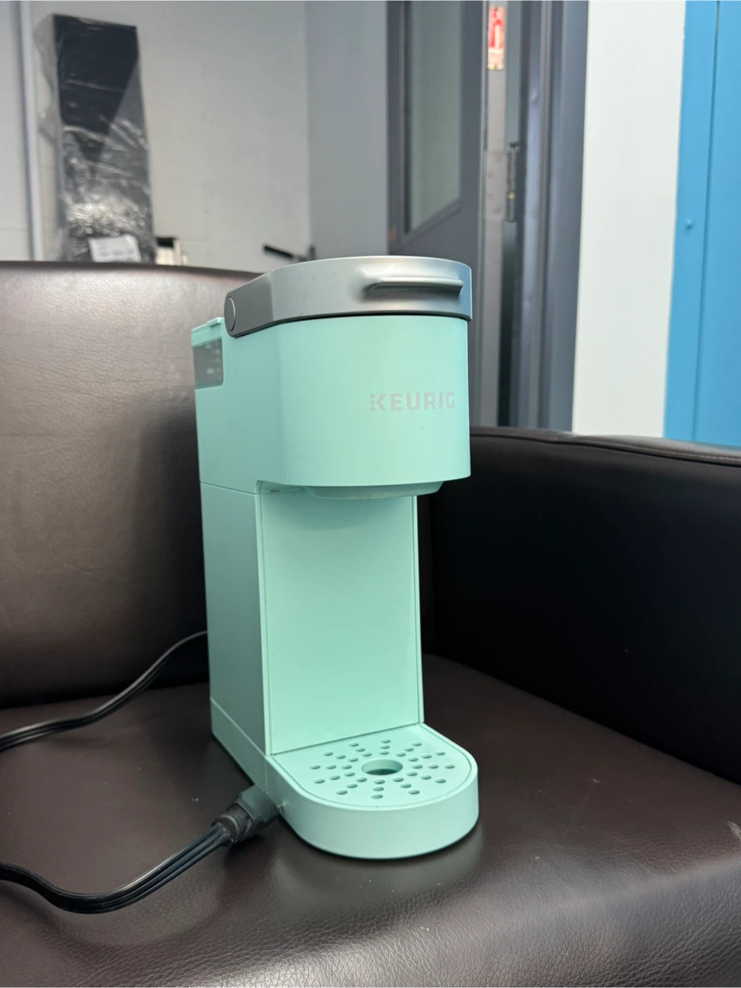Keurig Single Serve Coffee Maker - Aqua - photo 2