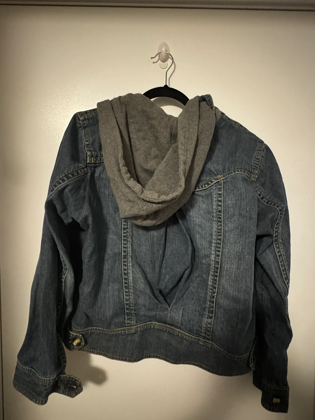Liz Claiborne Denim Jacket with Grey Hood - photo 2