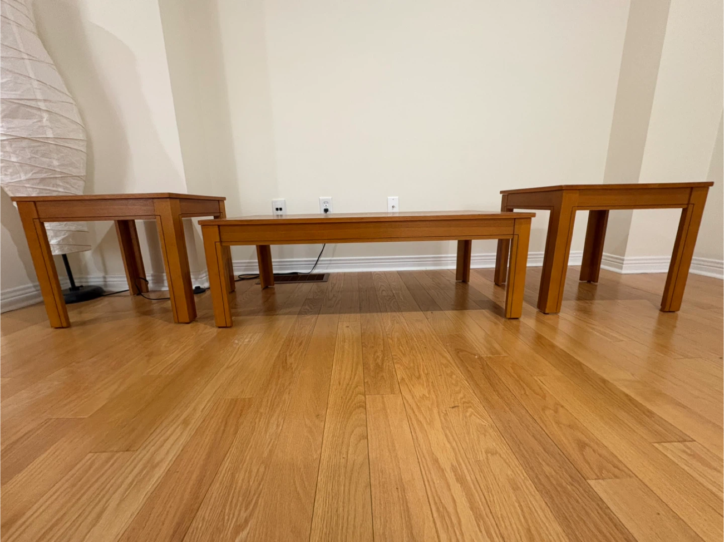 3-piece wooden Coffee Table Set.