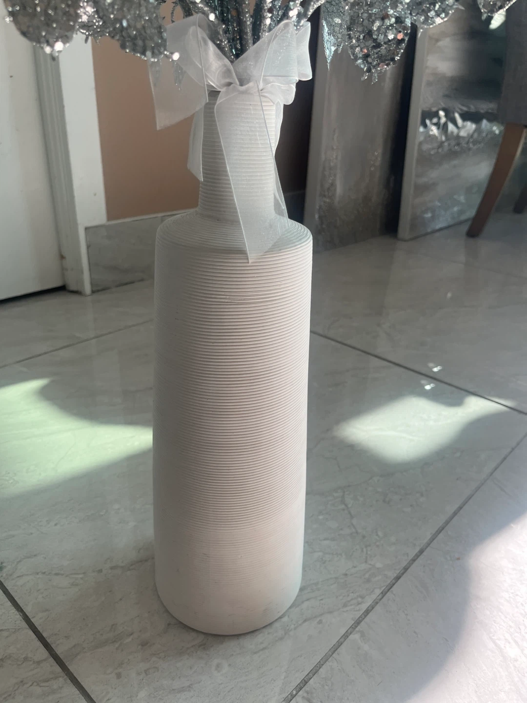 White Ribbed Vase with Silver Glitter Decorative Branches - photo 2