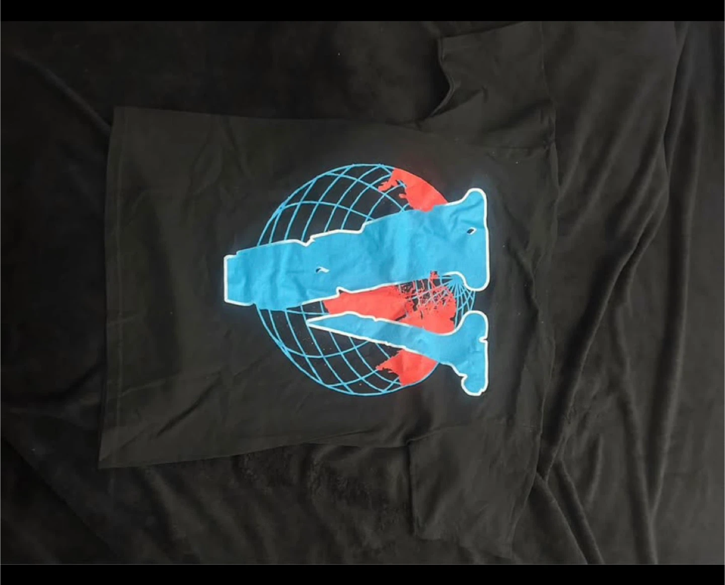 VLONE Friends Tee - photo 3