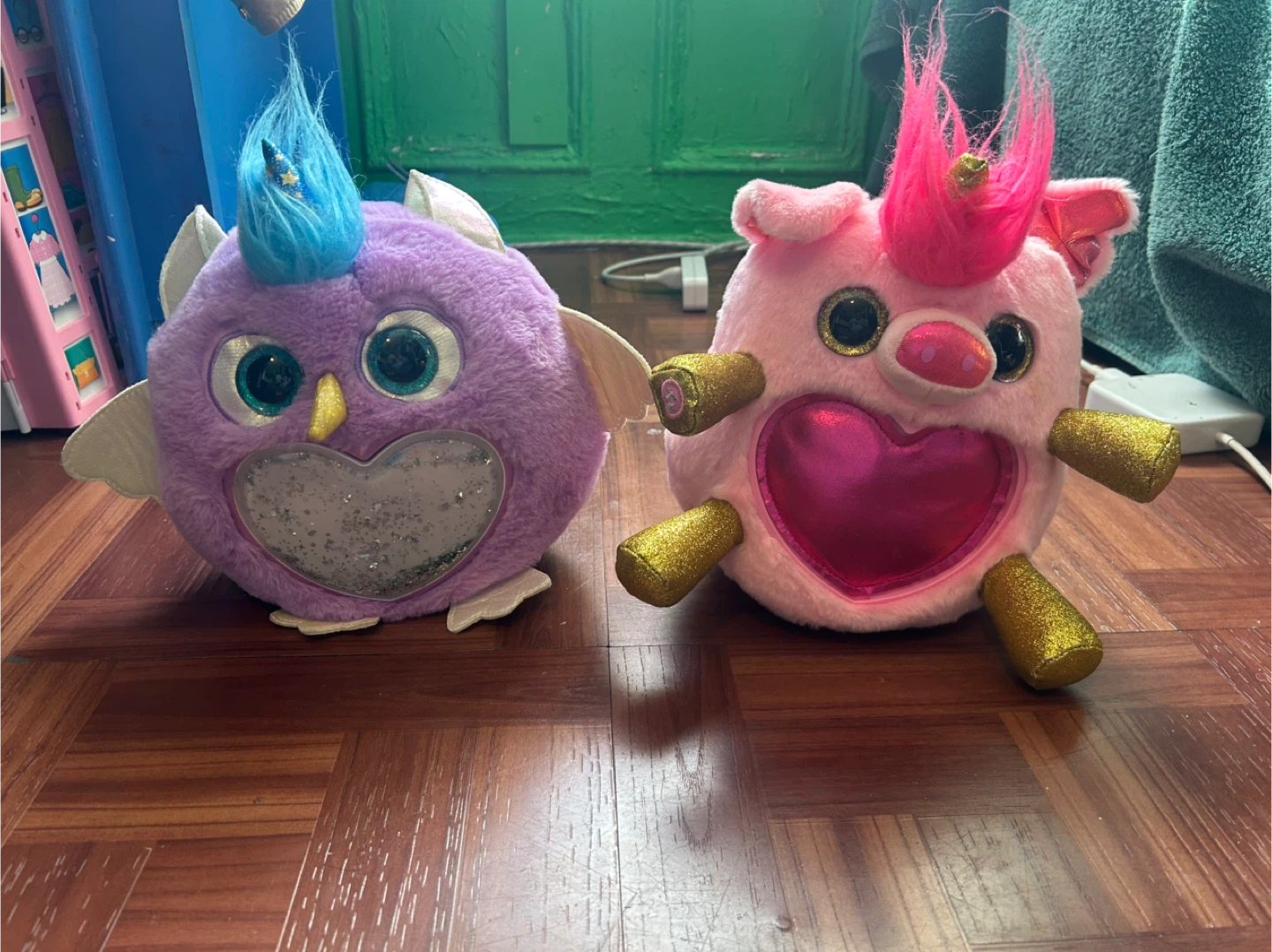 Rainbowcorns pink plushie talks