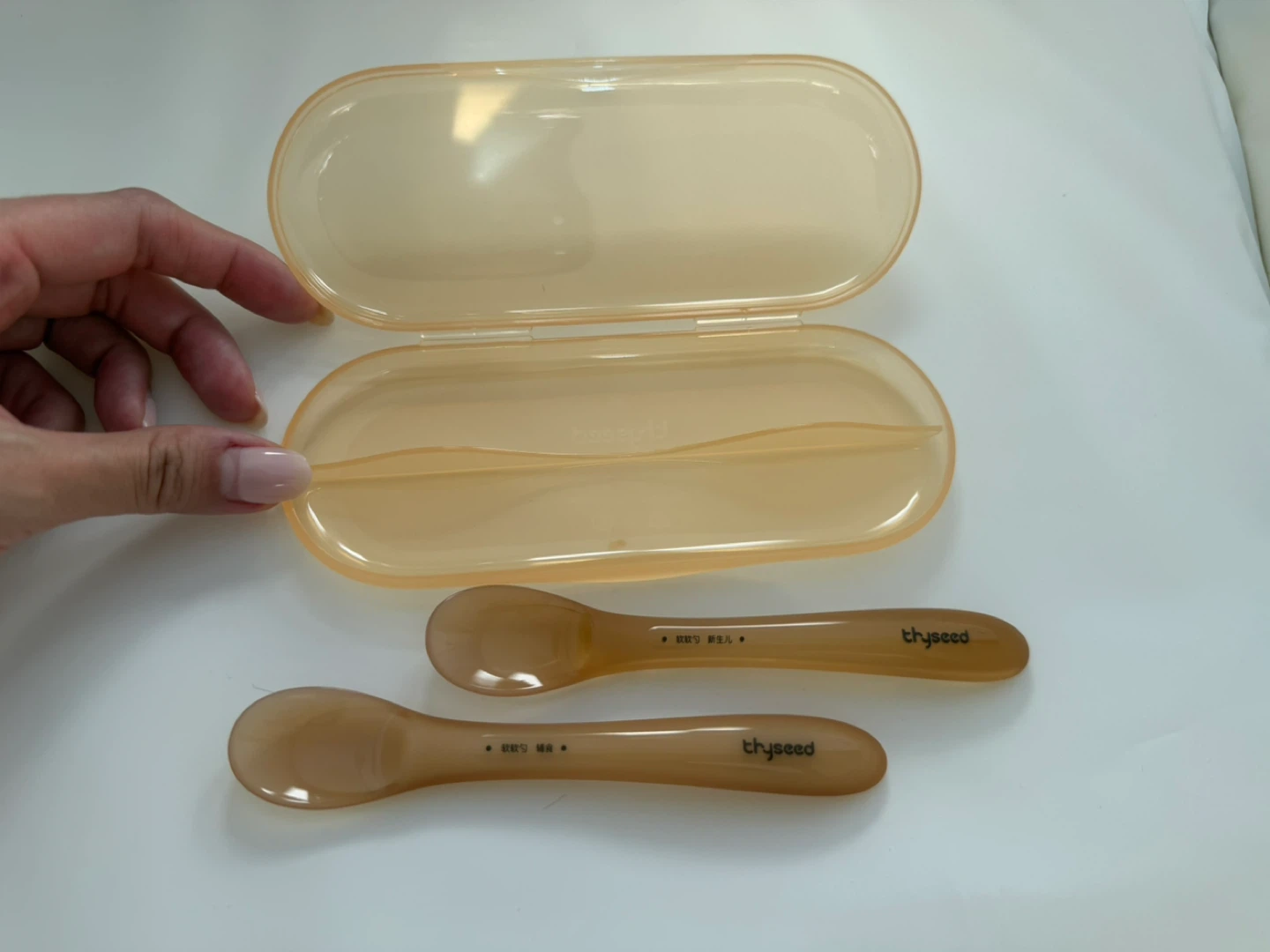 Thyseeld Baby Spoon Set with Case - photo 2
