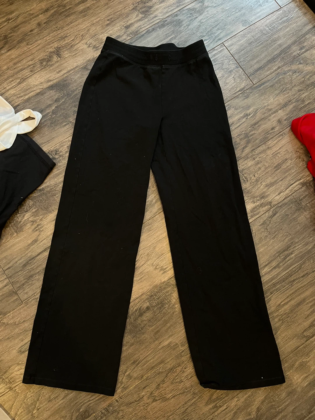 Aritzia TNA Chill Black Wide Leg Pants