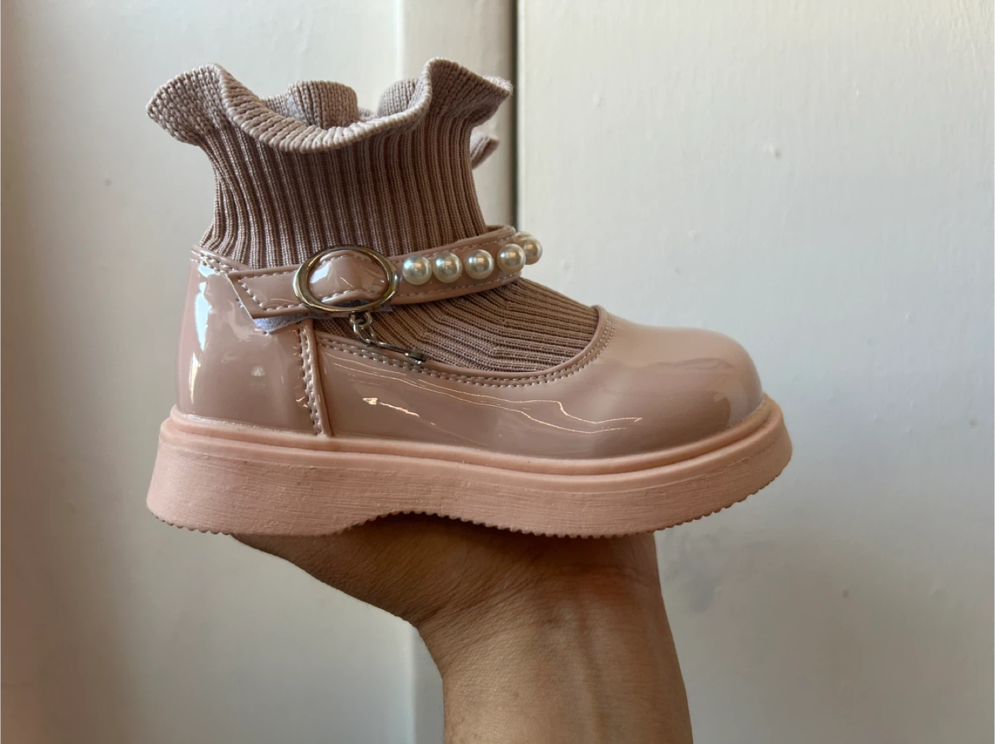 New girls boots size 24 🥕