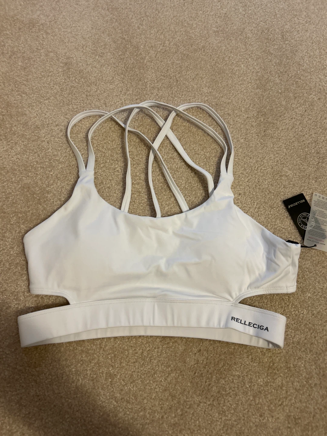 Relleciga White Sports Bra Size Medium