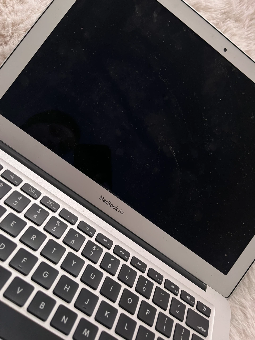 Apple MacBook Air Laptop