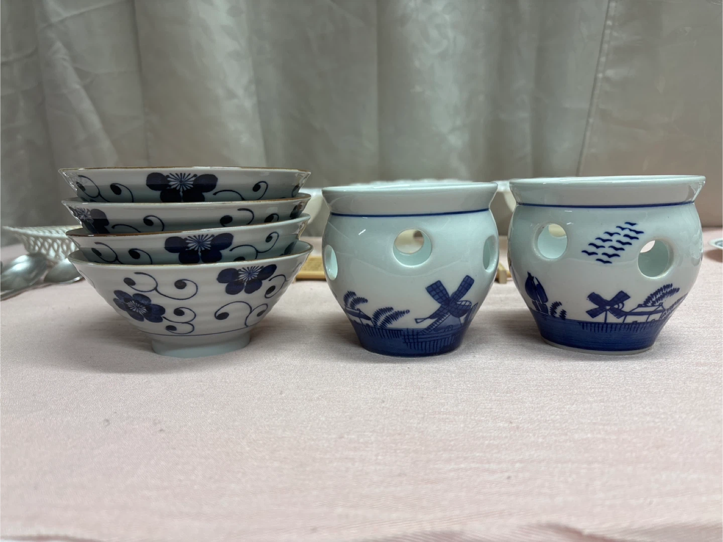 Set of 4 Japanese Rice Bowls & 2 Vases - photo 3