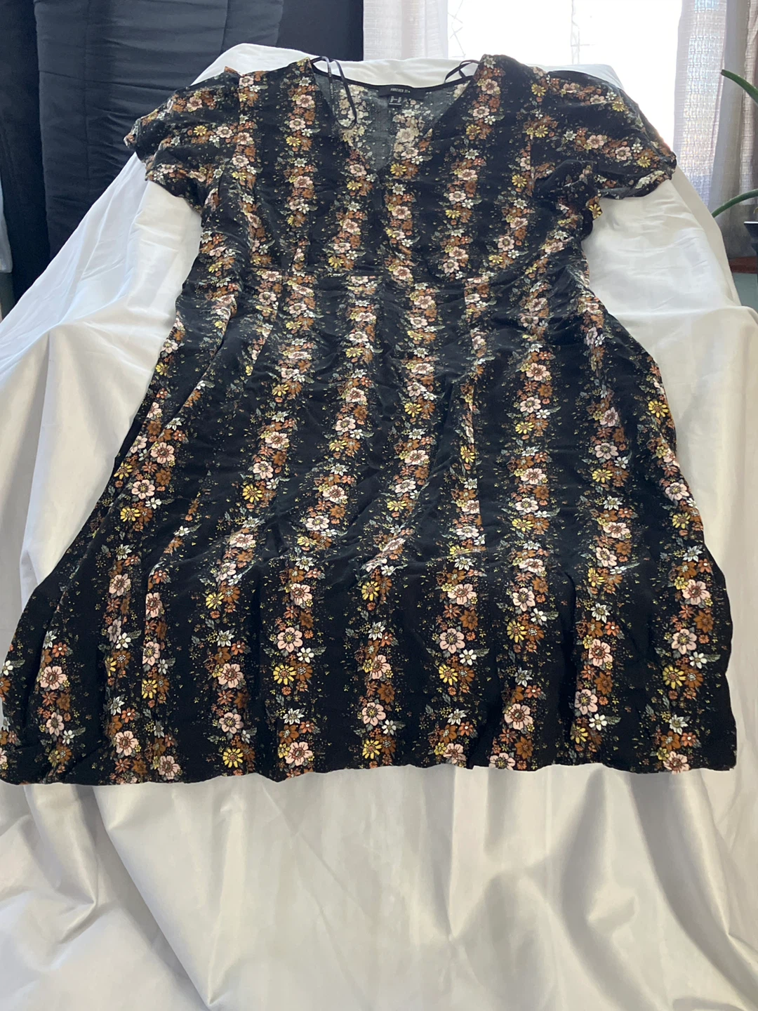 Forever 21 Floral Print Midi Dress