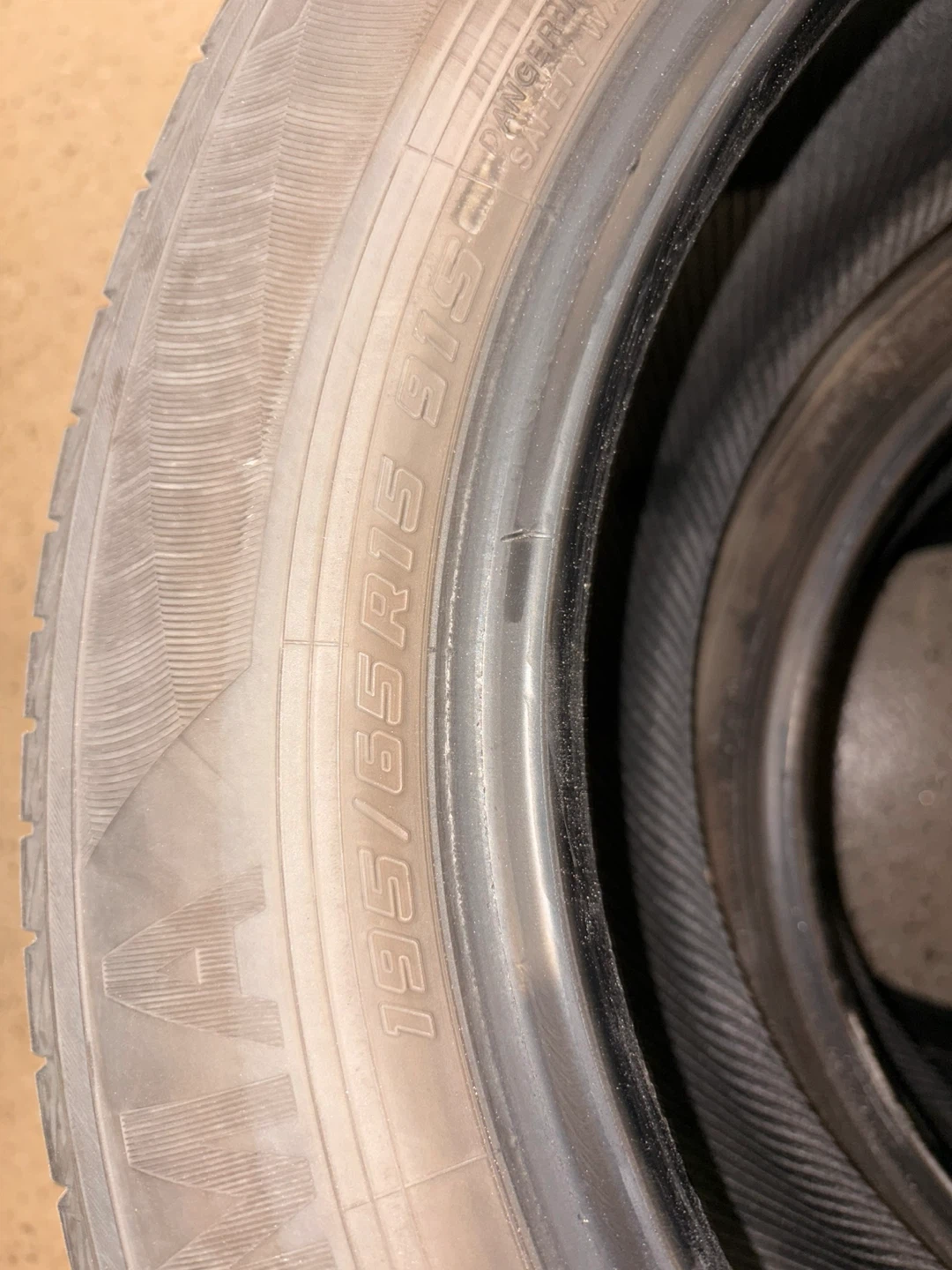 Yokohama AVID GT Tires - 195/65R15 - photo 2