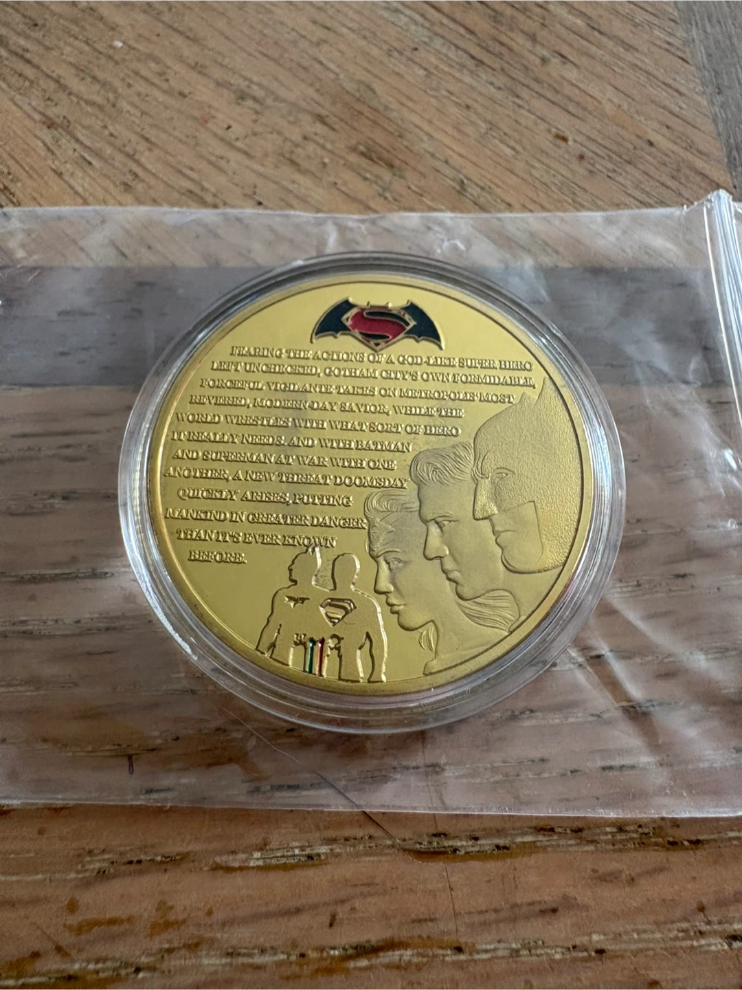 Batman v Superman Dawn of Justice Commemorative Coin