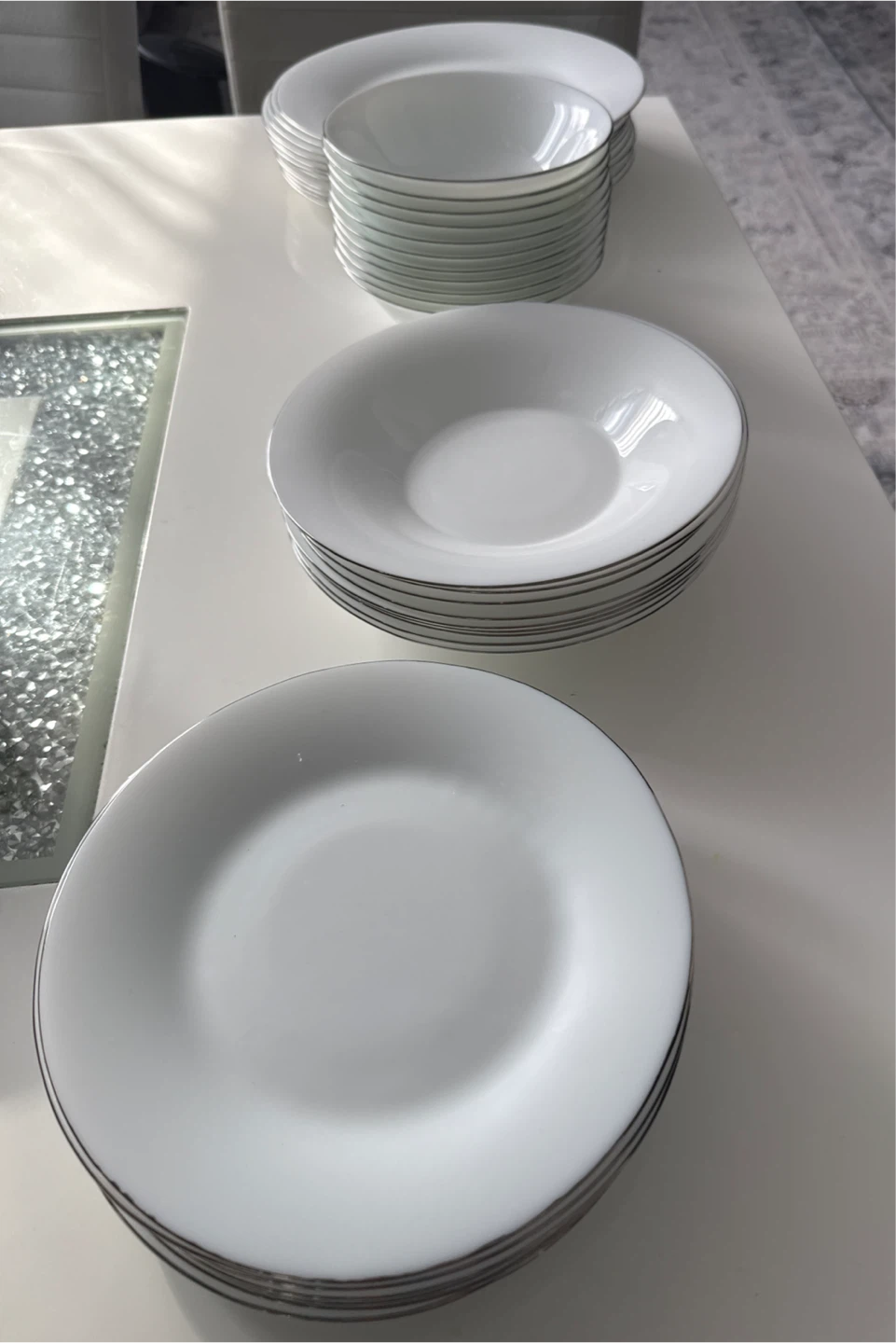 White Porcelain Plates and Bowls Set