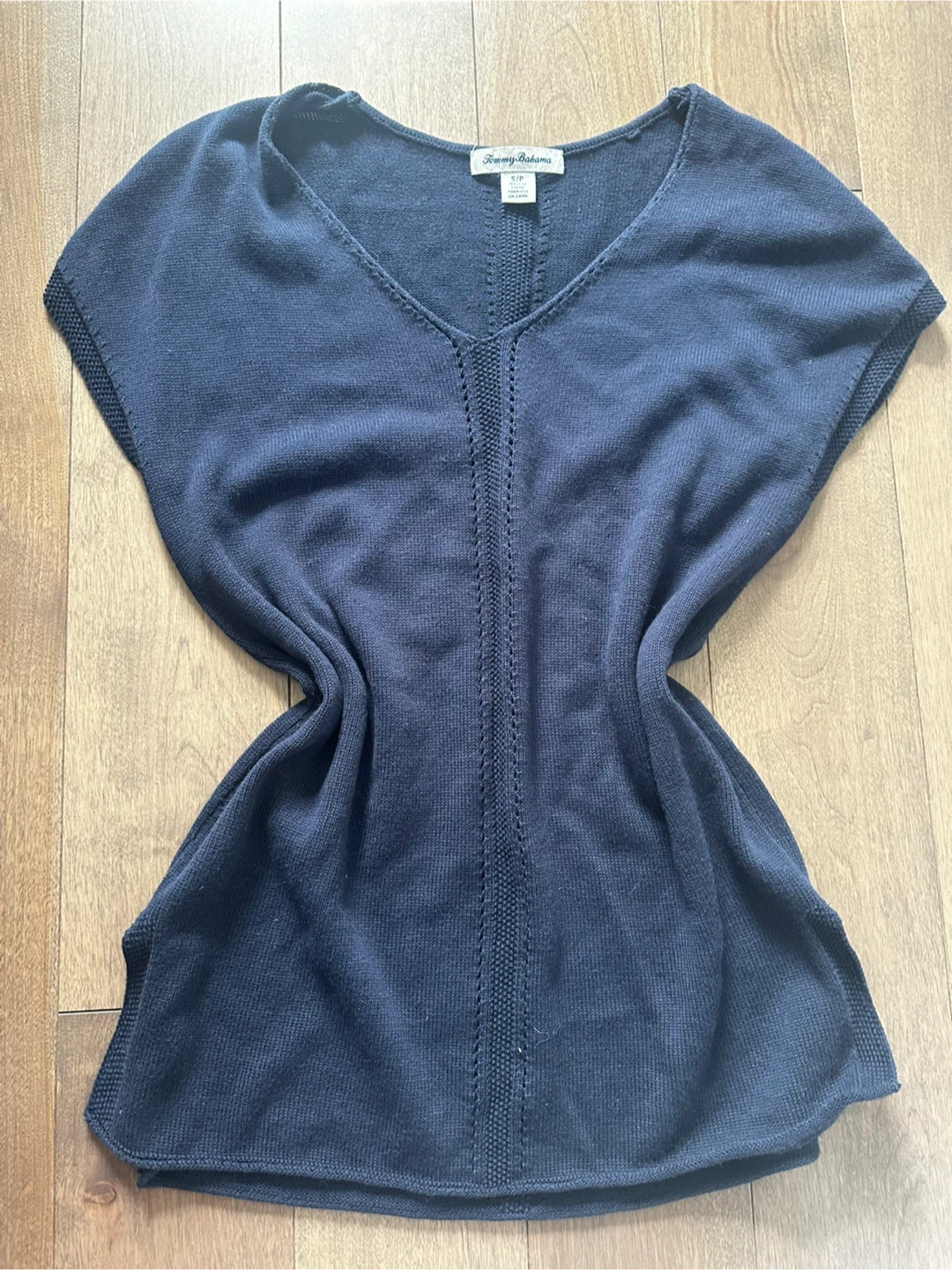 $5 Closet Clearout (Banana Republic, Guess and more) - photo 4