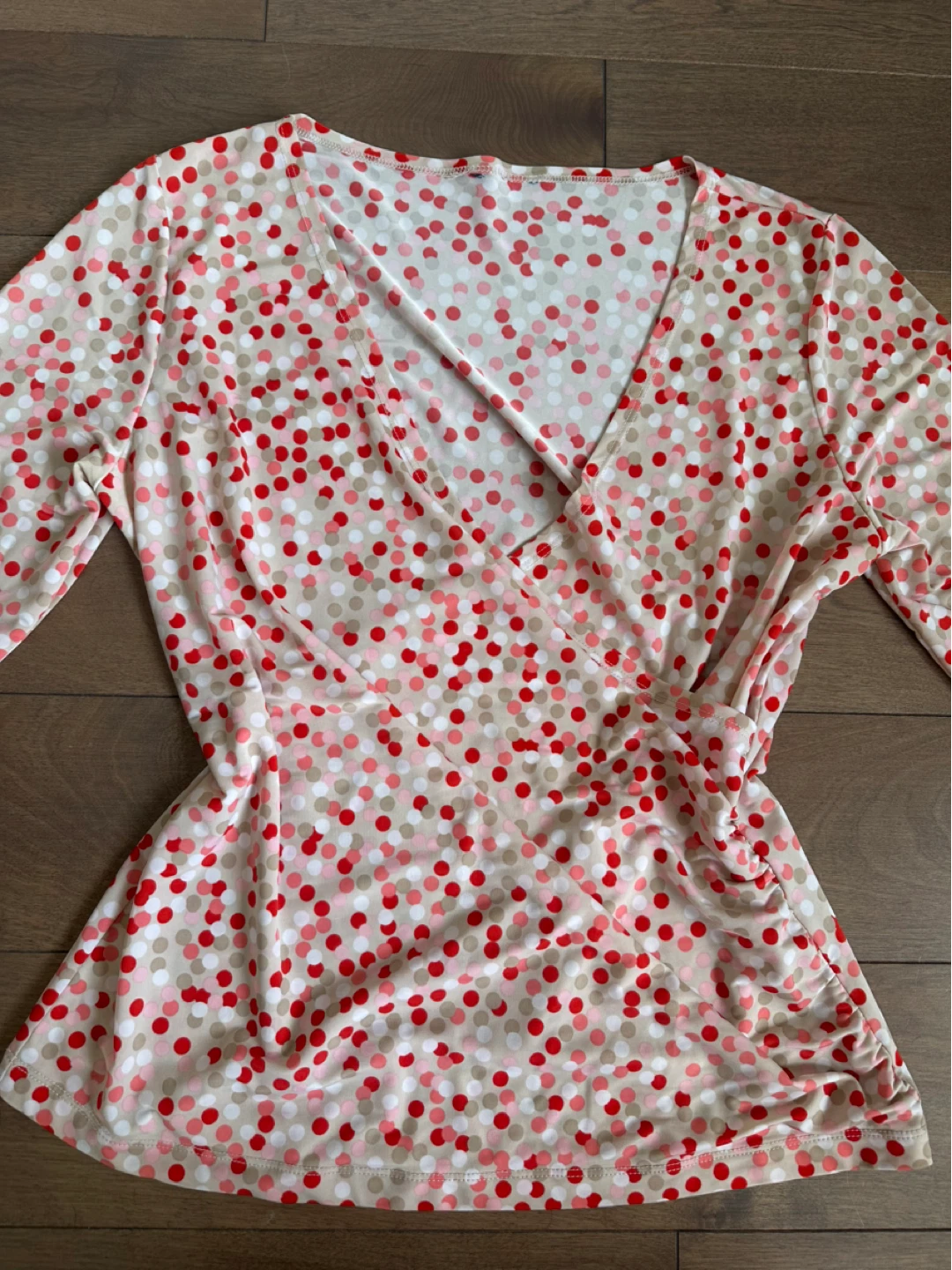 $5 Closet Clearout (Banana Republic, Guess and more) - photo 2