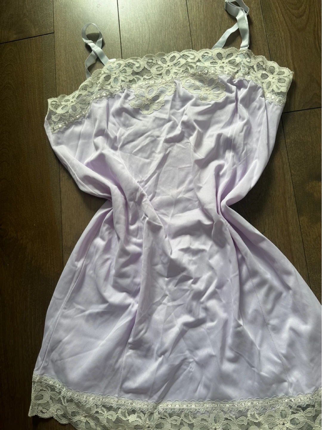 $5 Closet Clearout (Banana Republic, Guess and more) - photo 3