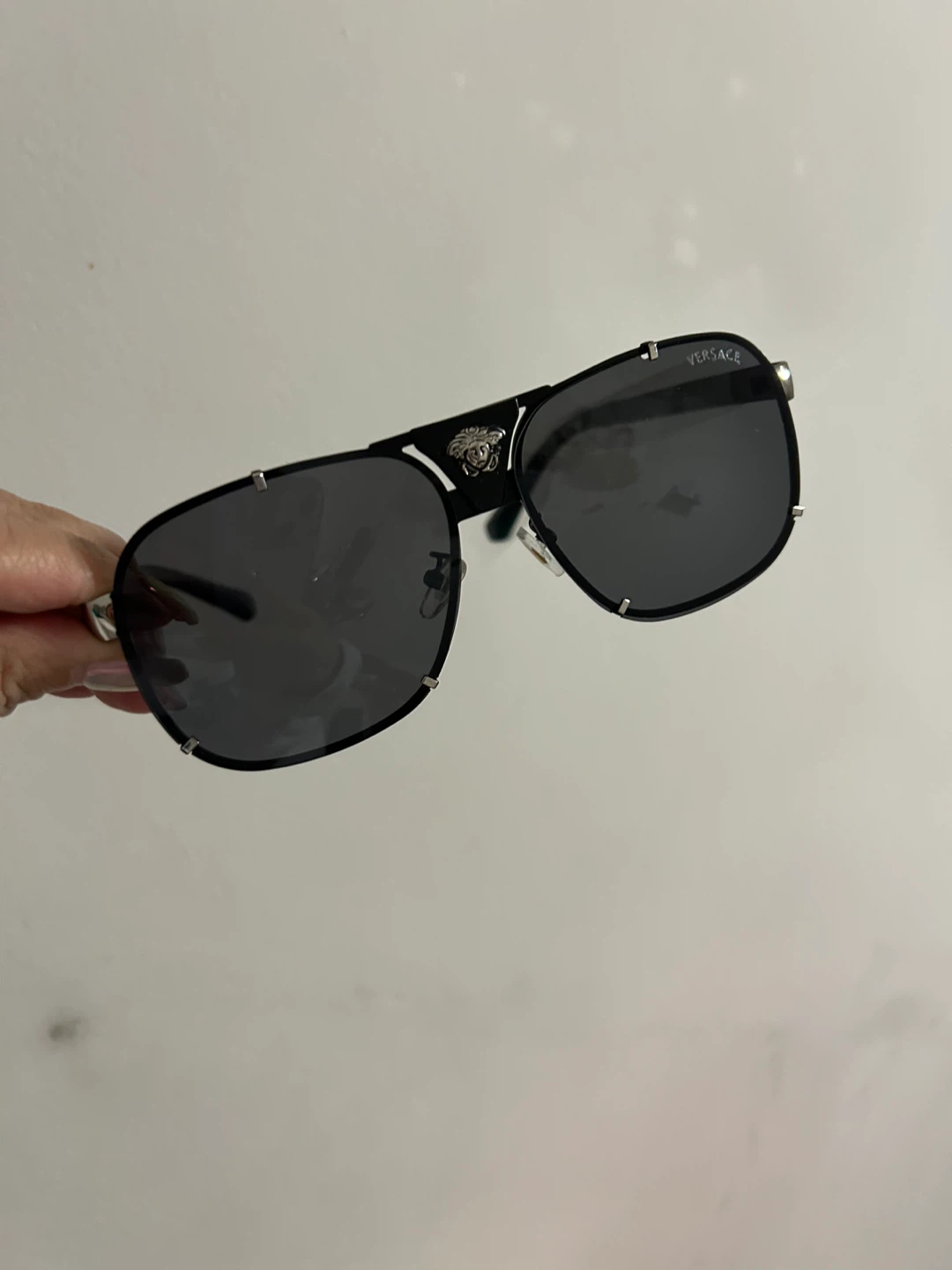 Sunglasses - photo 2