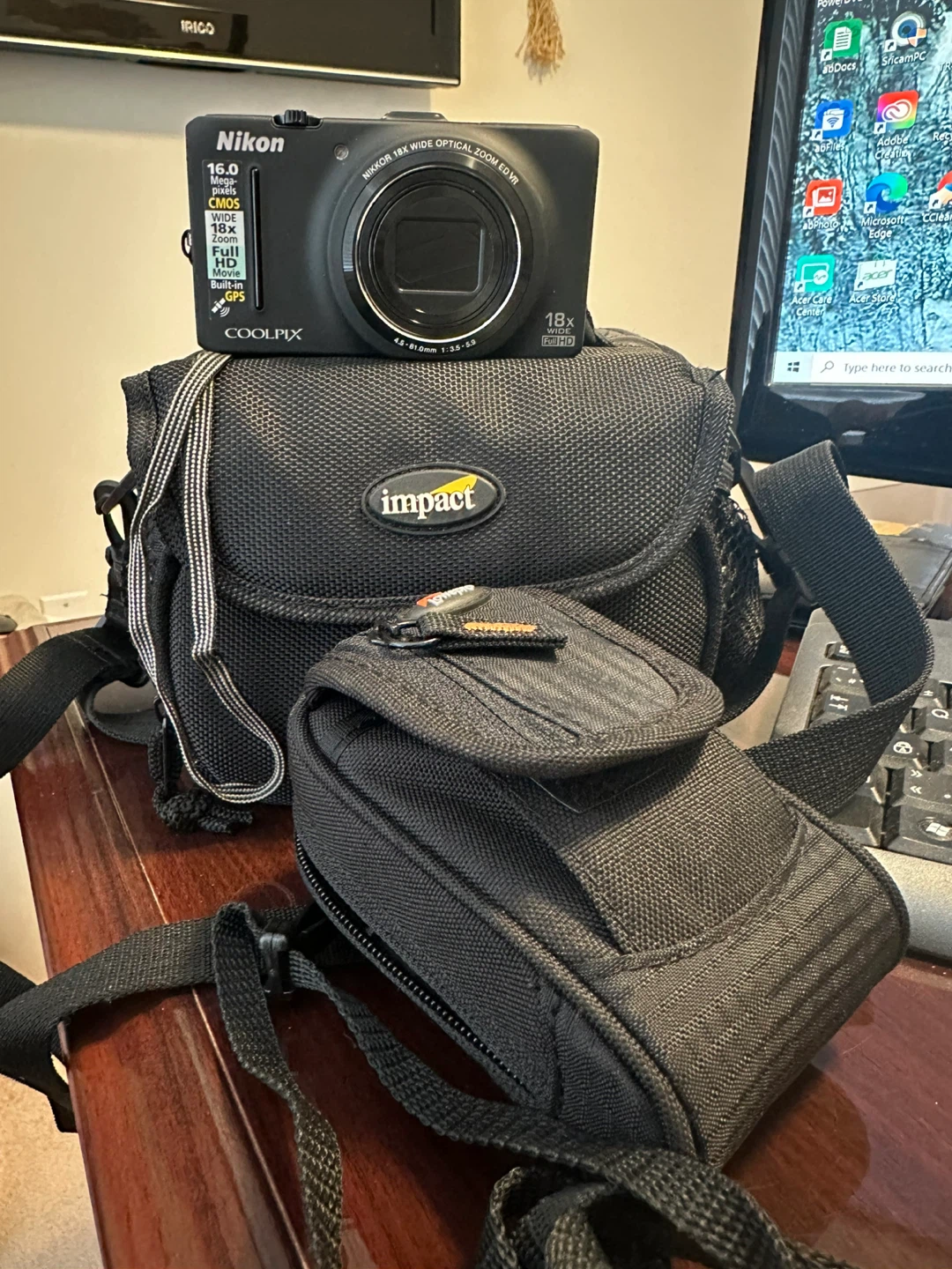 Nikon COOLPIX S9300 Digital Camera with Camera Bag - photo 4