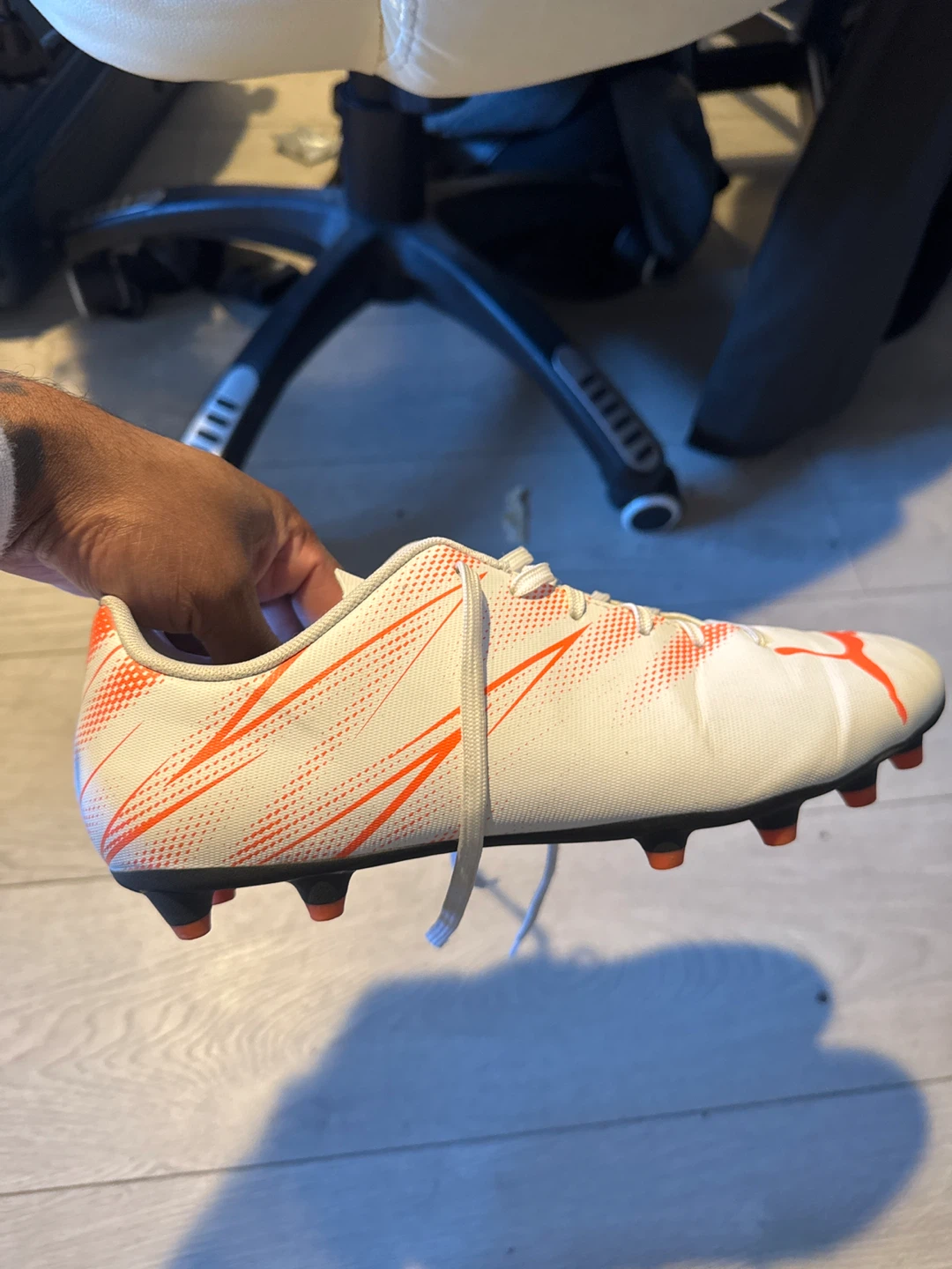 Puma White/Orange Soccer Cleats Size 9 - photo 2