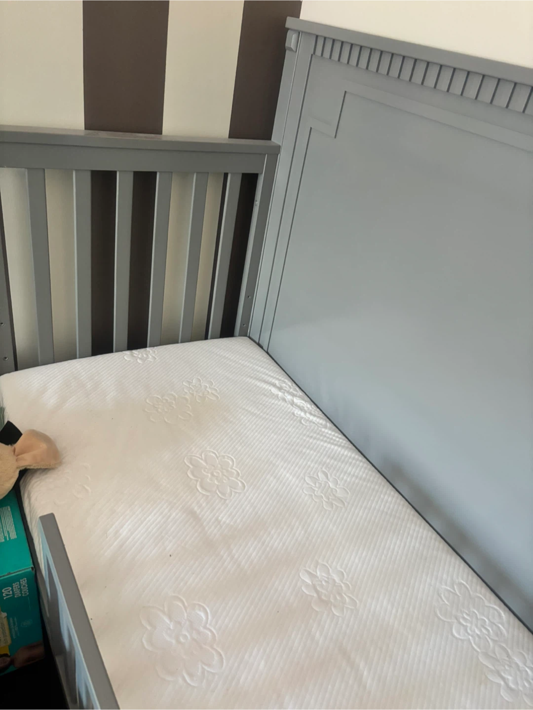Grey Convertible Crib with Mattress - photo 3