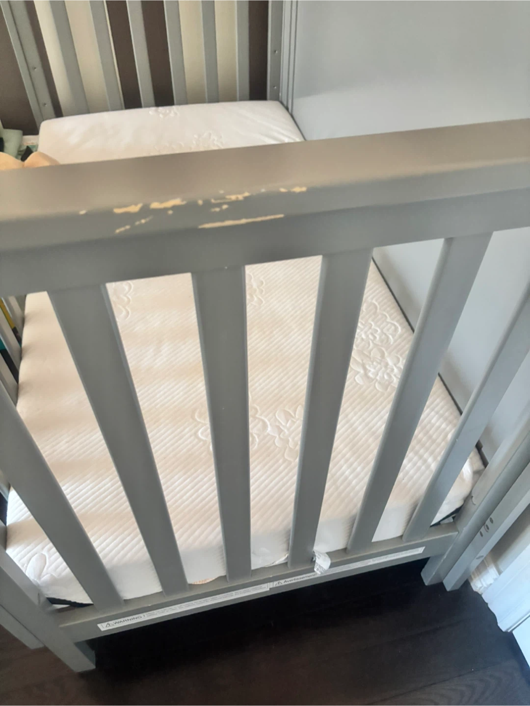 Grey Convertible Crib with Mattress - photo 4