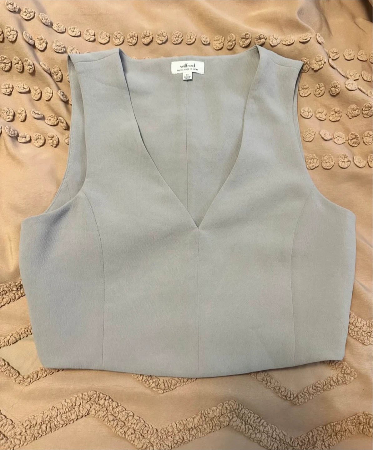 Wilfred Dauphine V-Neck Cropped Top - photo 2