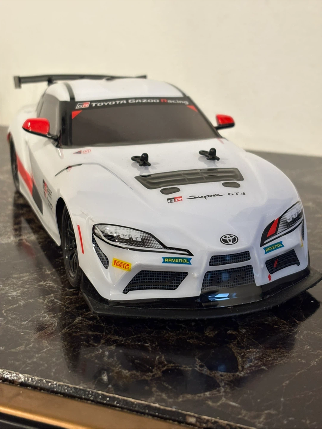 Remote Control Toyota Supra GT4 and Dodge Challenger SRT - photo 4