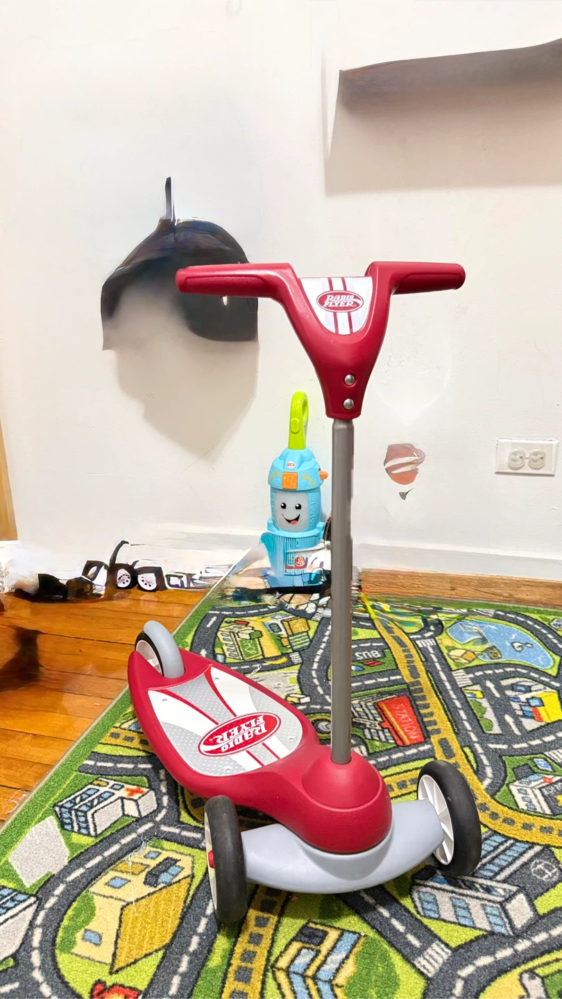 Radio Flyer Red 3-Wheel Scooter