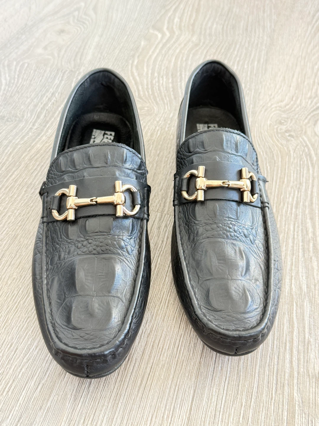 Salvatore Ferragamo Crocodile Gancini Loafers Black Men - photo 2
